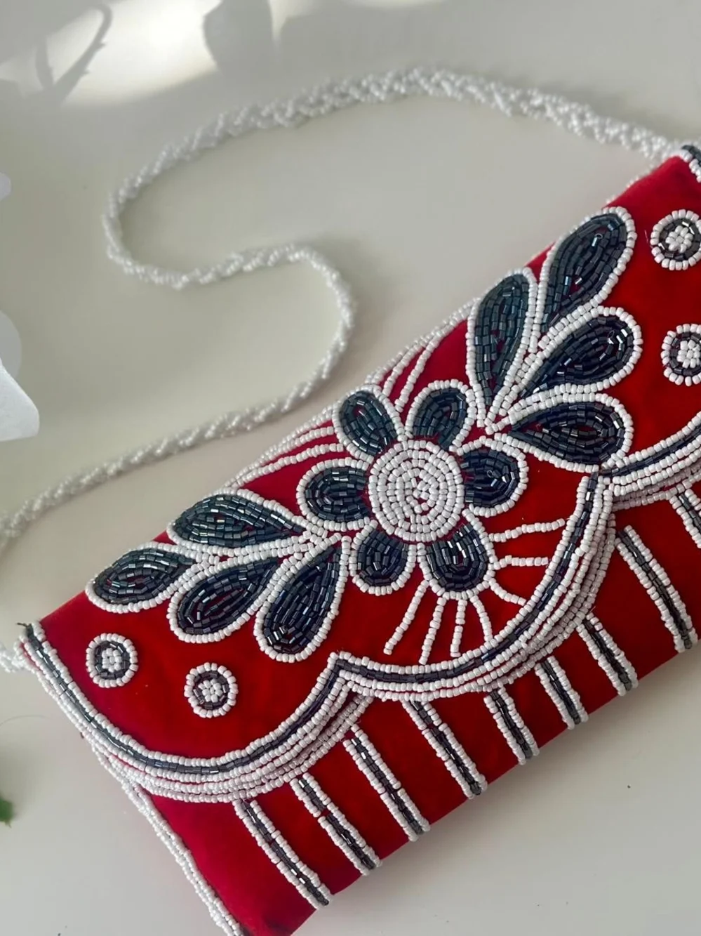 N/A elegant red